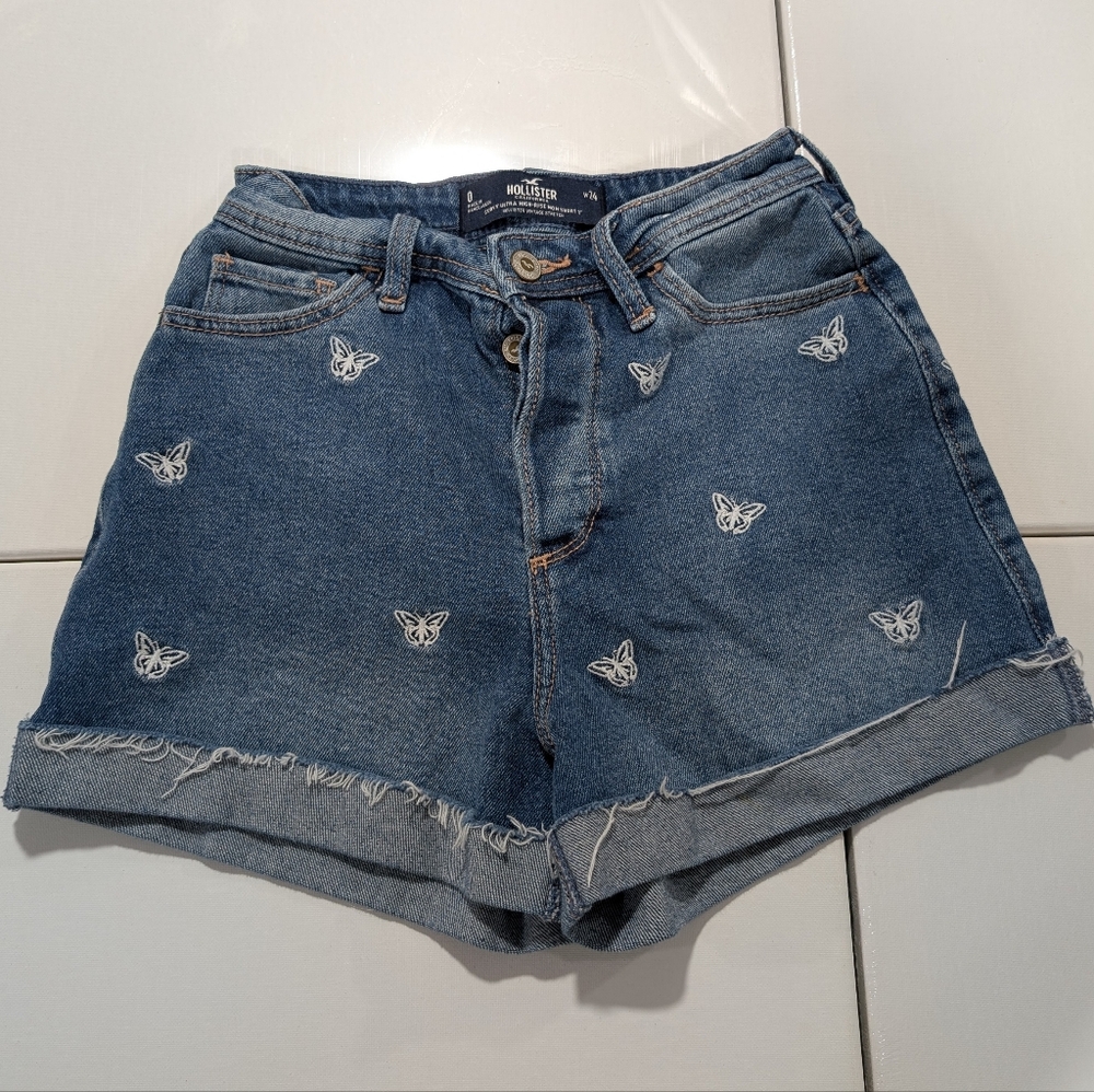 Hollister Curvy Ultra High Rush Women's Blue Butterfly Denim Shorts, Size 0